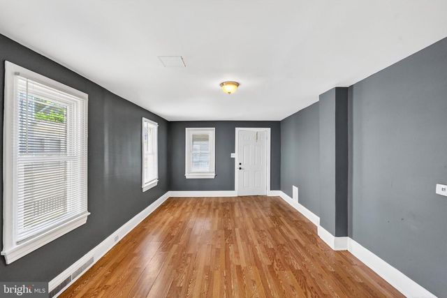 97 CHESTNUT ST, Salem, NJ 08079