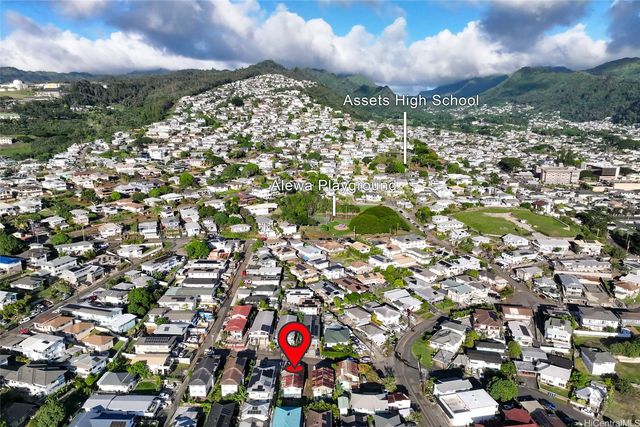 911 Luka Street, Honolulu, HI 96817