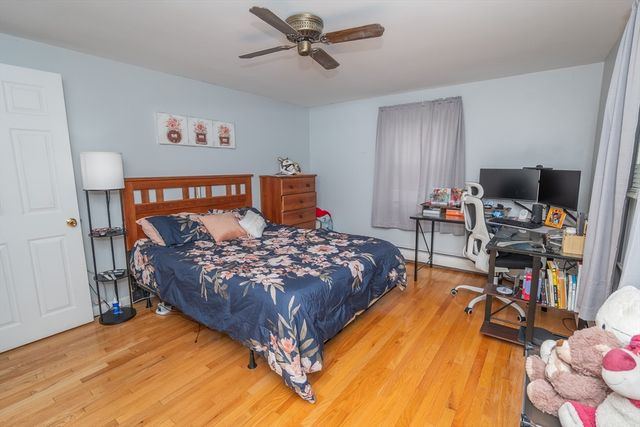 109 Fordson Ave, Cranston, RI 02910
