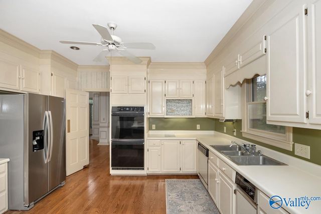 1273 Becket Drive SE, Huntsville, AL 35801