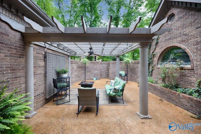 1273 Becket Drive SE, Huntsville, AL 35801