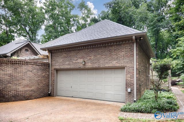 1273 Becket Drive SE, Huntsville, AL 35801