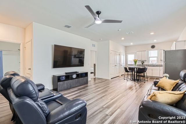 14370 Palm Ridge, San Antonio, TX 78253
