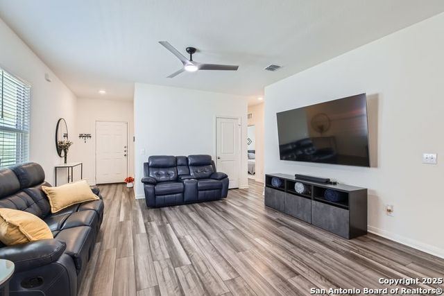 14370 Palm Ridge, San Antonio, TX 78253