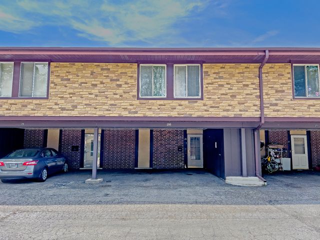 26 Cour Versaille Court 26, Palos Hills, IL 60465