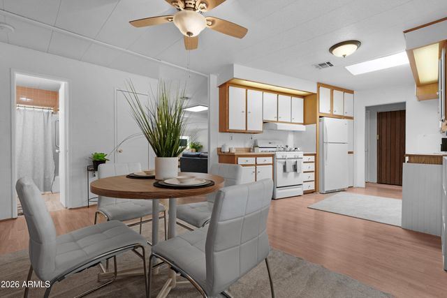 8906 E OLIVE Lane N, Sun Lakes, AZ 85248