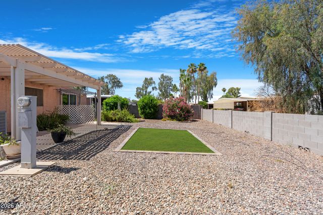8906 E OLIVE Lane N, Sun Lakes, AZ 85248