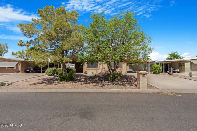 8906 E OLIVE Lane N, Sun Lakes, AZ 85248