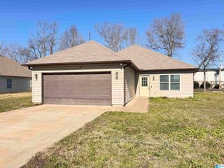 87 CARRIAGE HOUSE ROAD, Bessemer, AL 35022