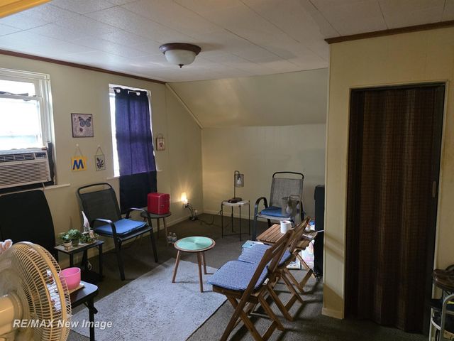 218 Lincoln Street, Chesaning, MI 48616