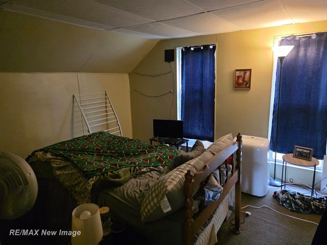 218 Lincoln Street, Chesaning, MI 48616