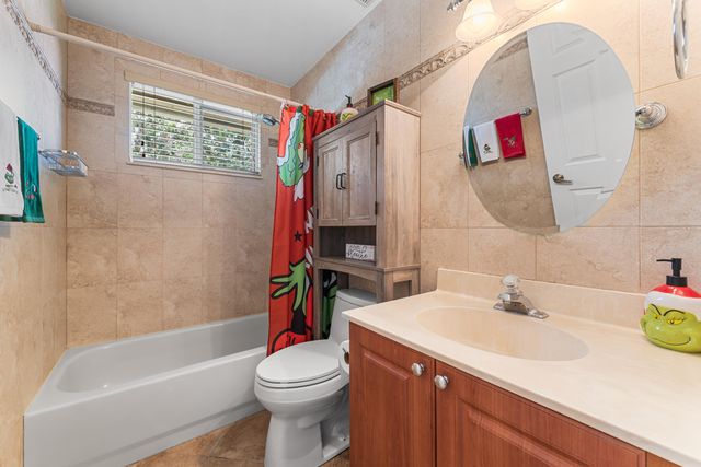 12585 NW 56th Drive, Coral Springs, FL 33076