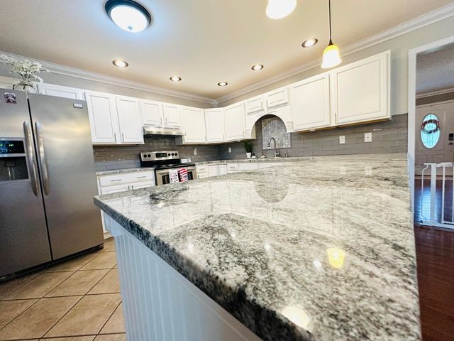 174 Collins Gibson Road, Manchester, KY 40962