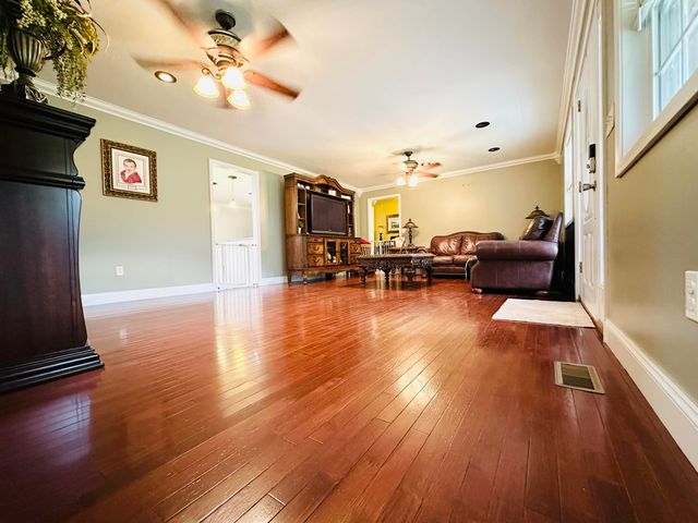174 Collins Gibson Road, Manchester, KY 40962