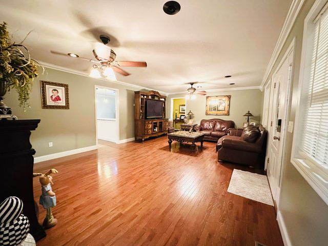 174 Collins Gibson Road, Manchester, KY 40962