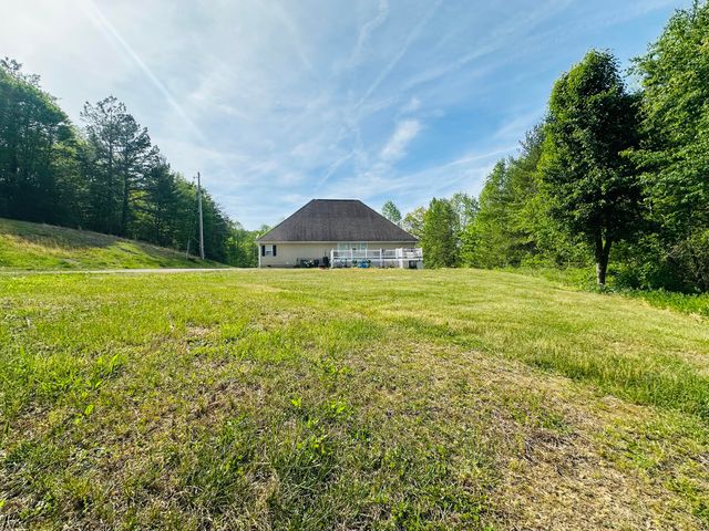 174 Collins Gibson Road, Manchester, KY 40962