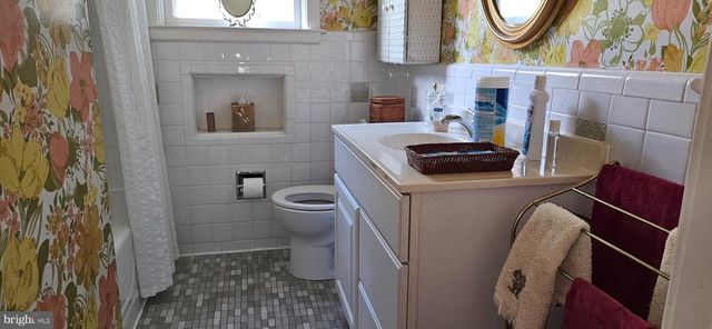 6033 GWYNN OAK, Baltimore, MD 21207