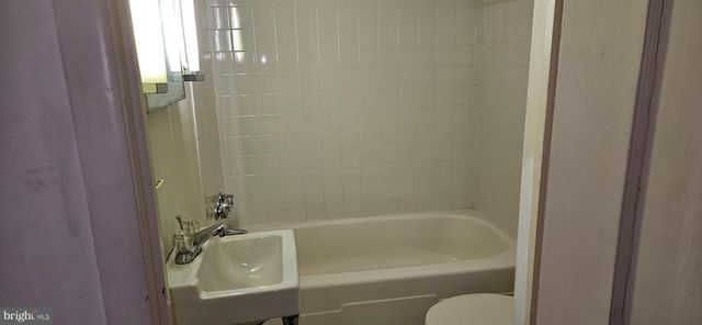 6033 GWYNN OAK, Baltimore, MD 21207