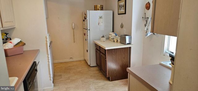 6033 GWYNN OAK, Baltimore, MD 21207
