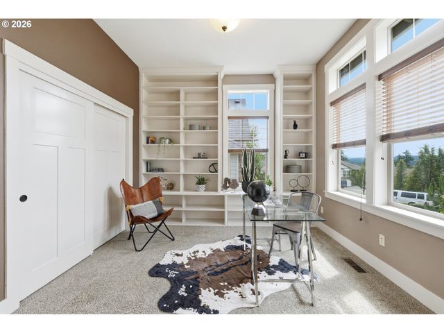 12261 Se BARI Ave, Happy Valley, OR 97086