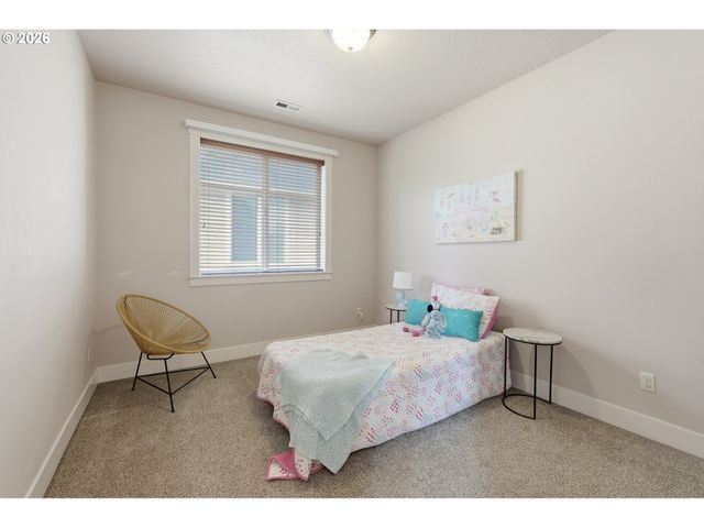 12261 Se BARI Ave, Happy Valley, OR 97086
