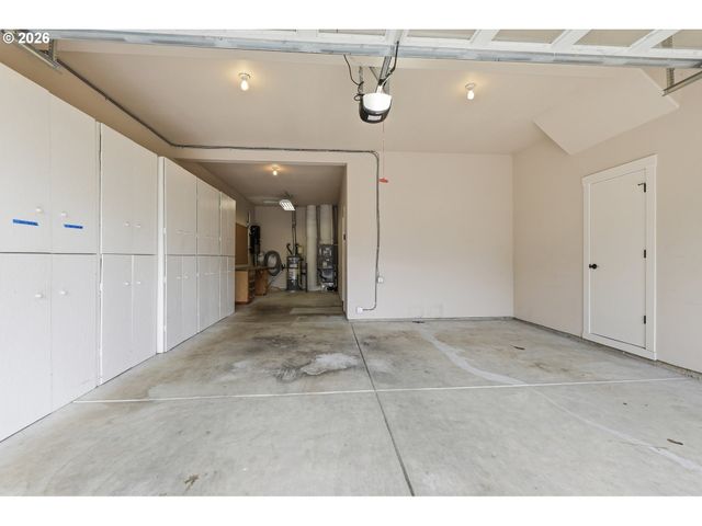 12261 Se BARI Ave, Happy Valley, OR 97086