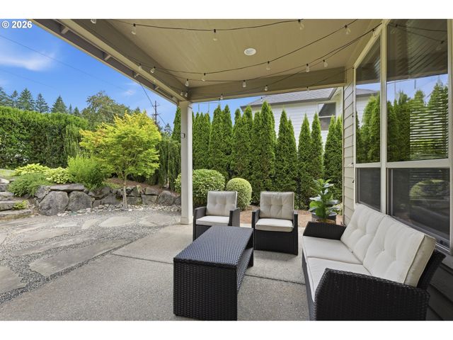 12261 Se BARI Ave, Happy Valley, OR 97086