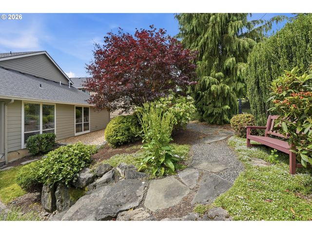 12261 Se BARI Ave, Happy Valley, OR 97086