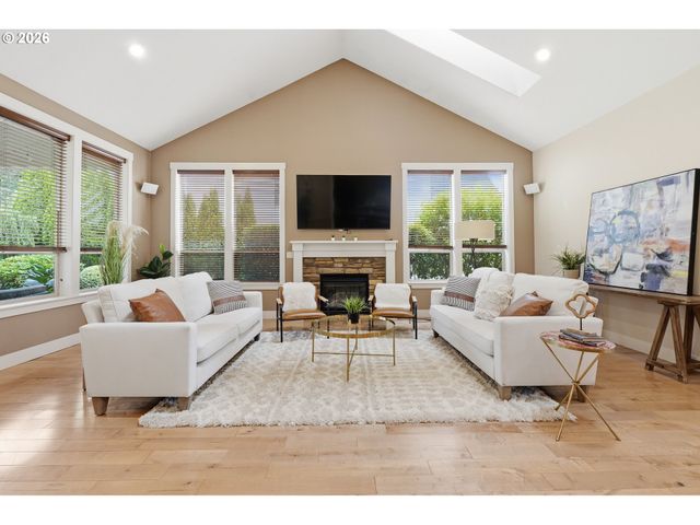 12261 Se BARI Ave, Happy Valley, OR 97086