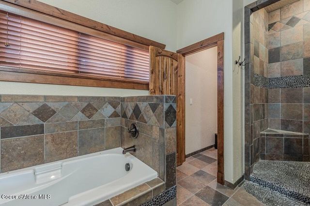 5071 S Fishhawk CT, Harrison, ID 83833
