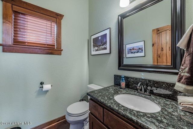 5071 S Fishhawk CT, Harrison, ID 83833