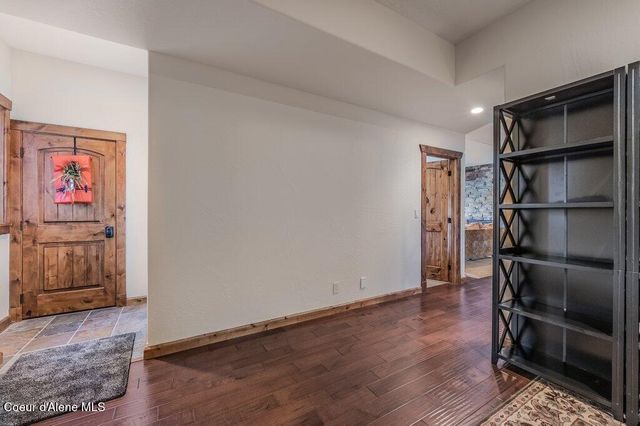 5071 S Fishhawk CT, Harrison, ID 83833