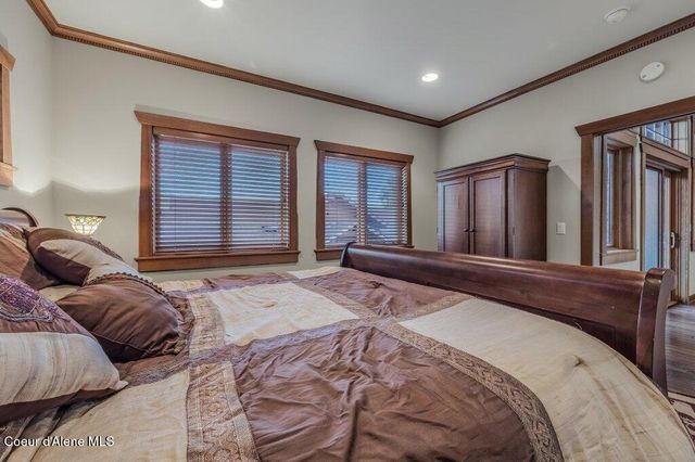 5071 S Fishhawk CT, Harrison, ID 83833