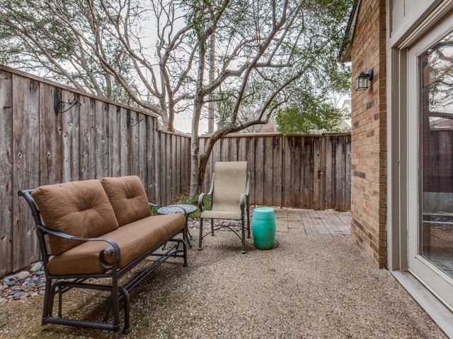 12275 Montego Plaza, Dallas, TX 75230