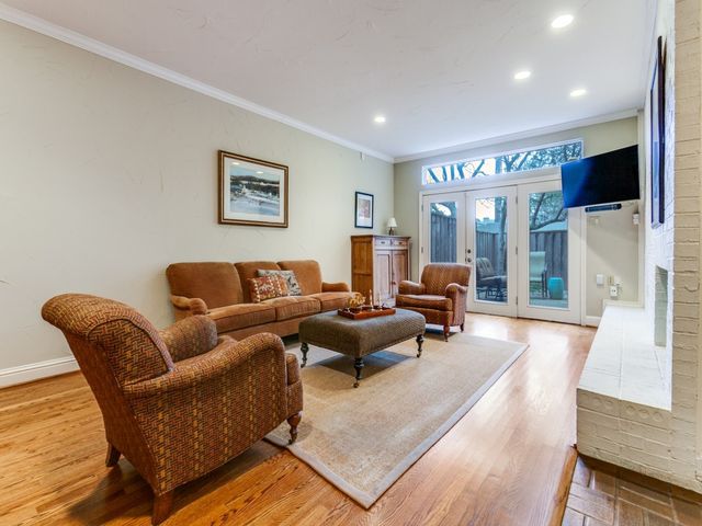 12275 Montego Plaza, Dallas, TX 75230