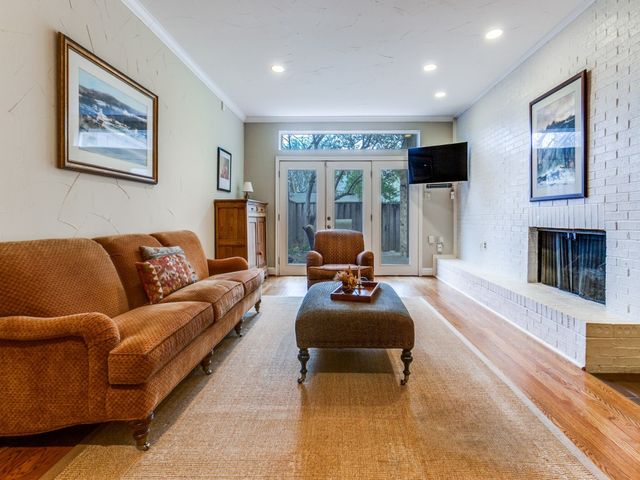 12275 Montego Plaza, Dallas, TX 75230