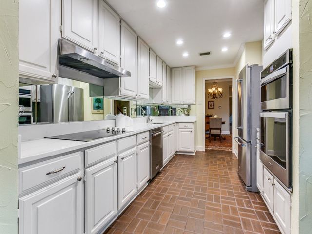 12275 Montego Plaza, Dallas, TX 75230