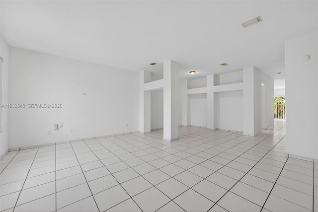 8852 NW 147th Ln, Miami Lakes, FL 33018