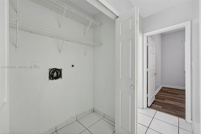 8852 NW 147th Ln, Miami Lakes, FL 33018