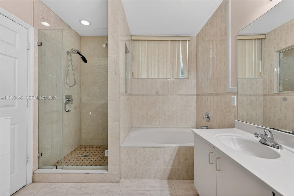 Image 34 of property listing at 8852 NW 147th Ln, Miami Lakes, FL 33018