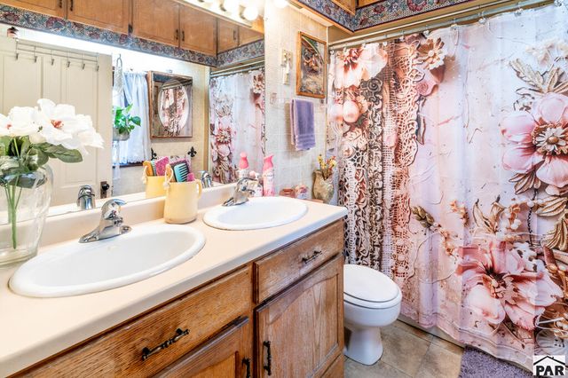 1607 Palmer Ave, Pueblo, CO 81004