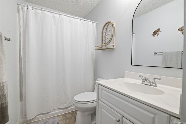 9520 CANTURA CRST, San Antonio, TX 78250
