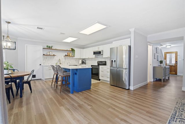 9520 CANTURA CRST, San Antonio, TX 78250