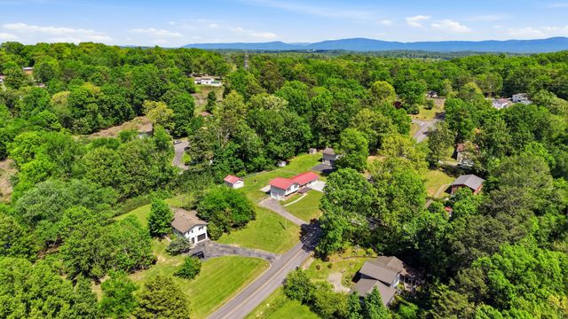 1935 Greendale Drive NE, Cleveland, TN 37323