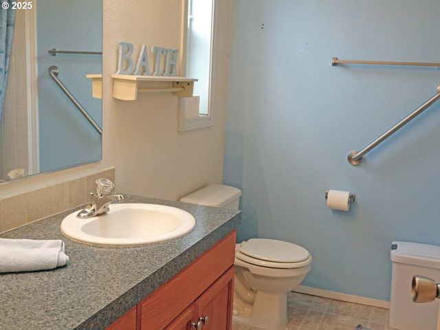 51425 Se Oak Grove Dr 65, Scappoose, OR 97056