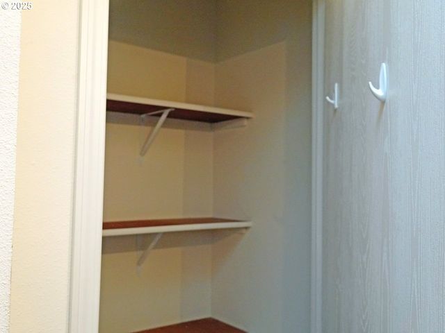 51425 Se Oak Grove Dr 65, Scappoose, OR 97056