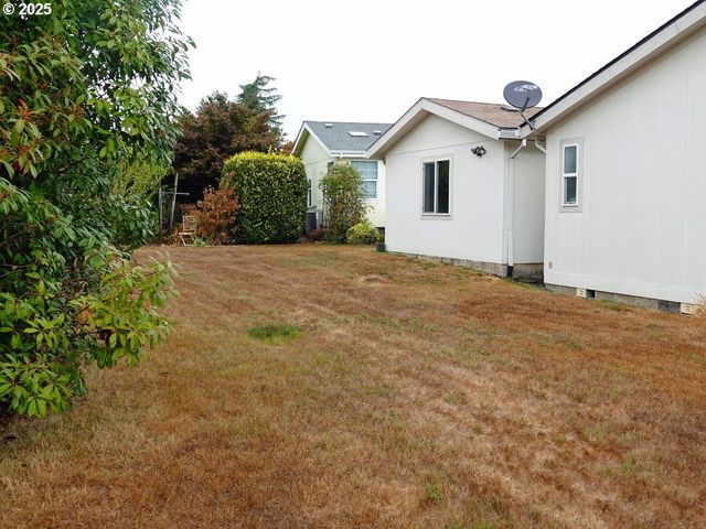 51425 Se Oak Grove Dr 65, Scappoose, OR 97056