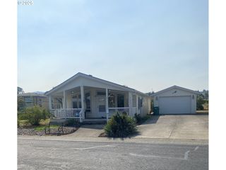 51425 Se Oak Grove Dr 65, Scappoose, OR 97056
