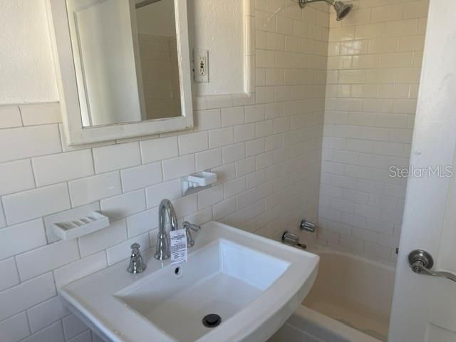 617 SIESTA DRIVE, Sarasota, FL 34242