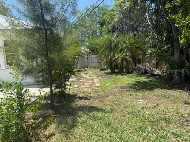 617 SIESTA DRIVE, Sarasota, FL 34242